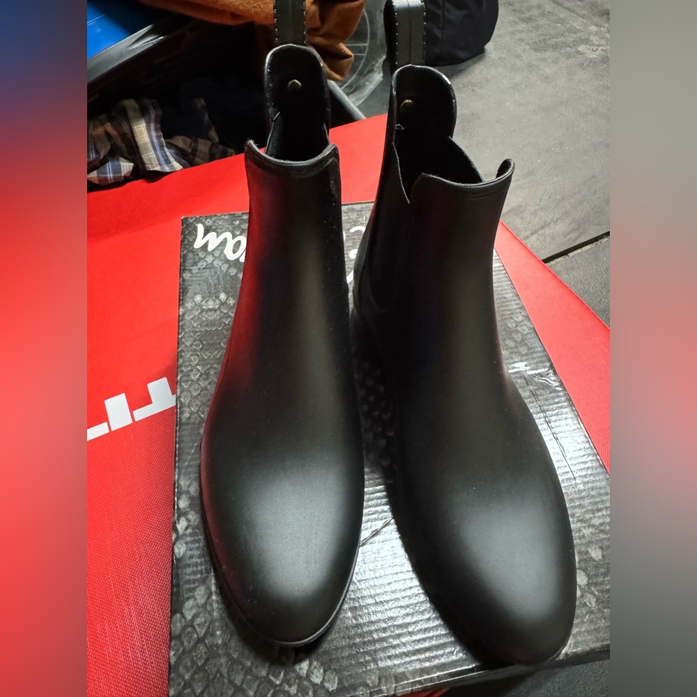 Sam Edelman Black Matte Ankle Boots